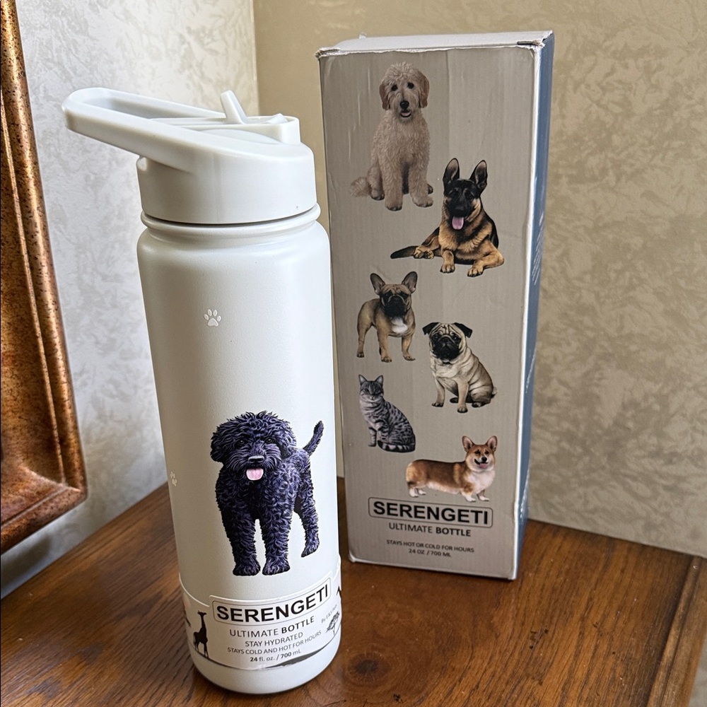 Serengeti 24 oz Ultimate Bottle w/Labradoodle Dog Illustrations &  paw prints.